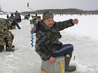 Competition among branches for Elektrocentromontazh JSC cup on winter hole fishing